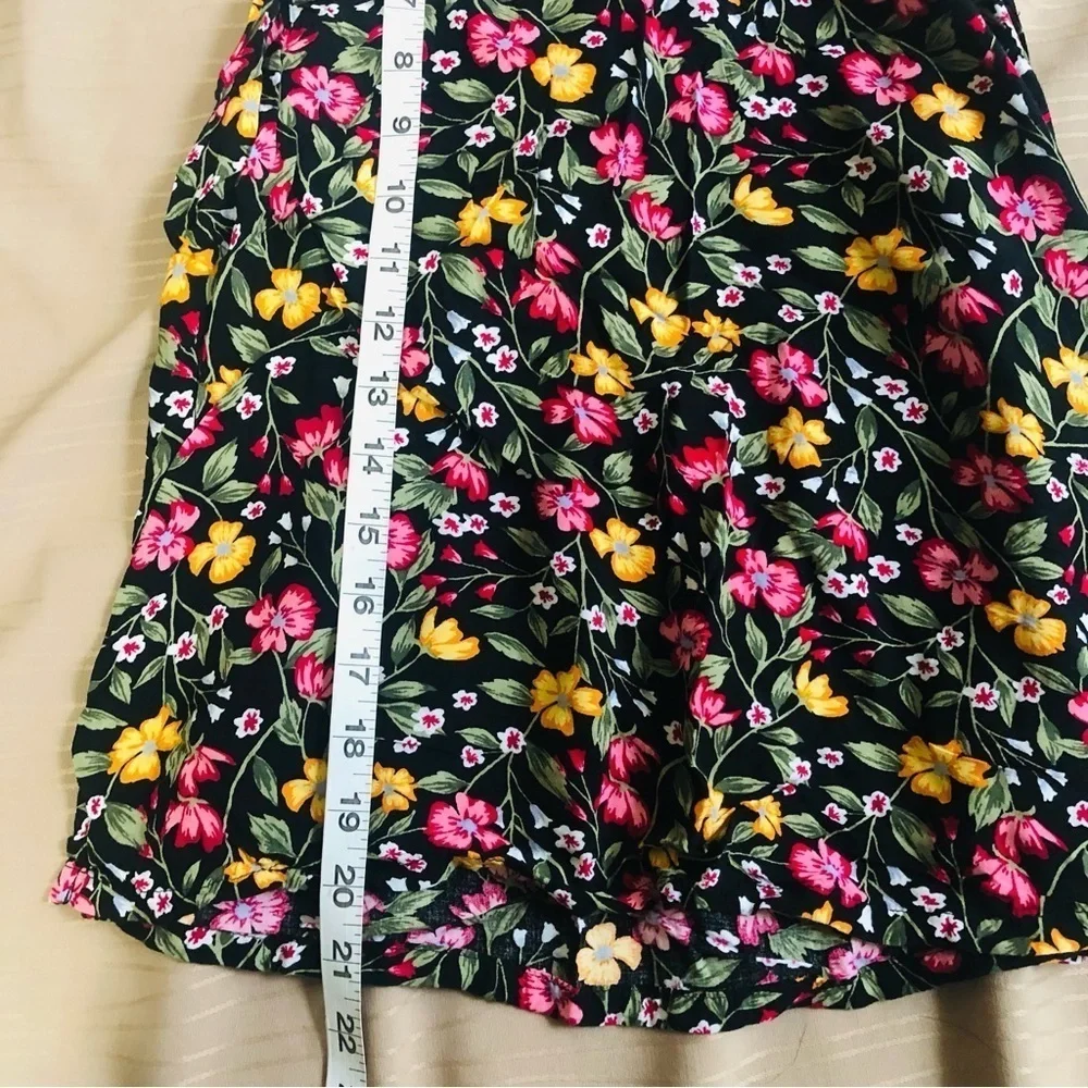 Old Navy Floral Halter Top - Picture 8 of 8